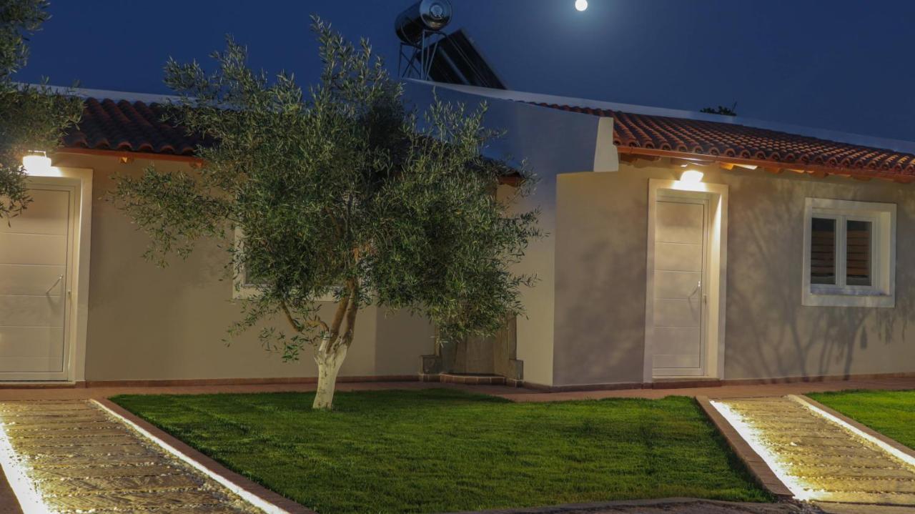 Spitakia-Cozy & Comfy Apartments 10Minutes From The Airport Artemida  Bagian luar foto