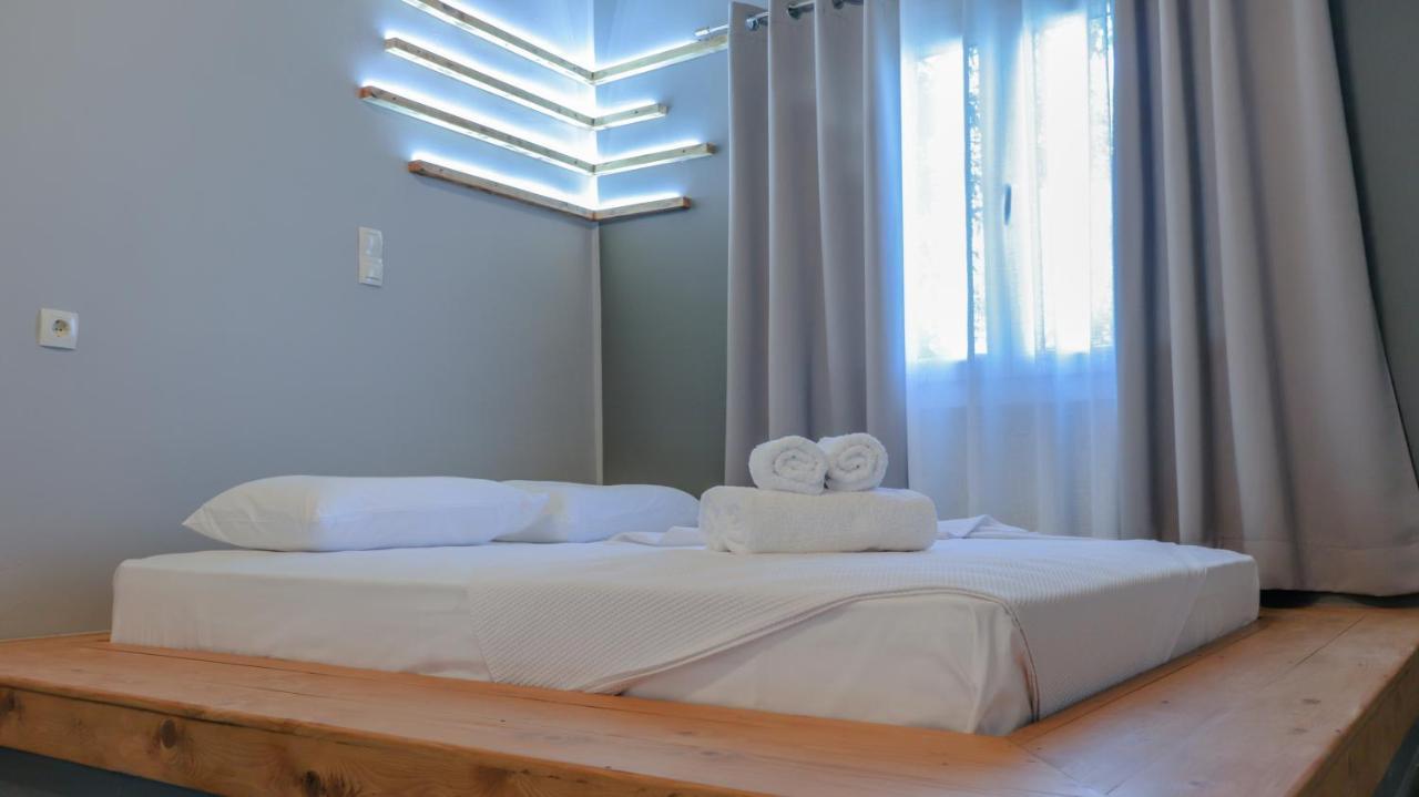 Spitakia-Cozy & Comfy Apartments 10Minutes From The Airport Artemida  Bagian luar foto