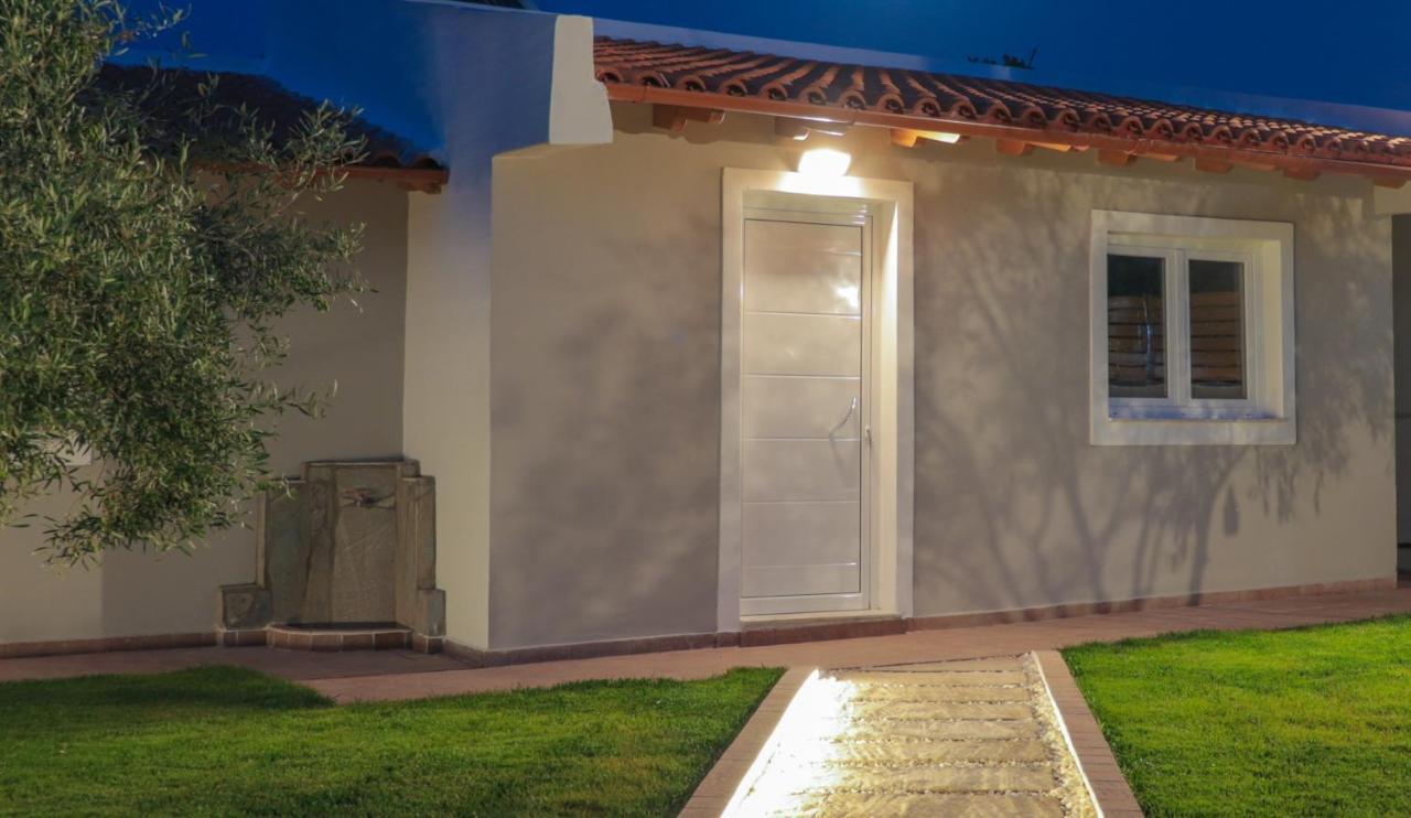 Spitakia-Cozy & Comfy Apartments 10Minutes From The Airport Artemida  Bagian luar foto